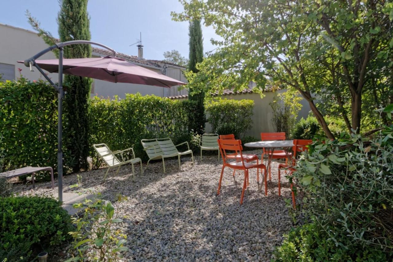 Private Furnished Apartment With All Comfort Has A Garden In A Green Space メルイユ エクステリア 写真