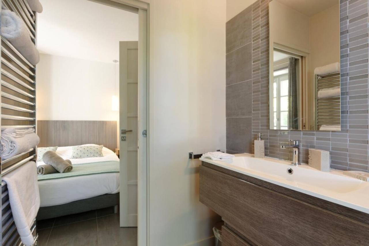 Private Furnished Apartment With All Comfort Has A Garden In A Green Space メルイユ エクステリア 写真