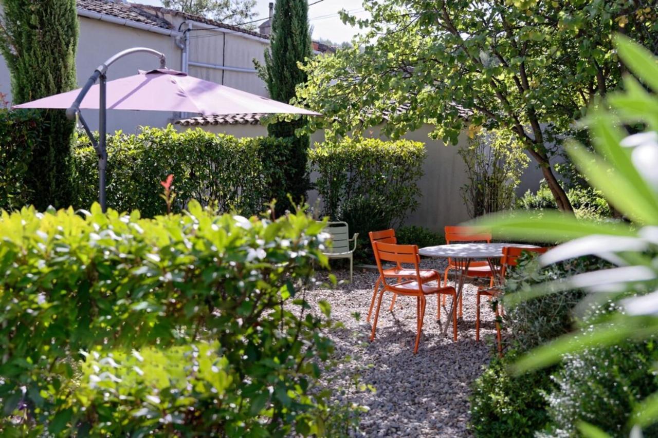 Private Furnished Apartment With All Comfort Has A Garden In A Green Space メルイユ エクステリア 写真