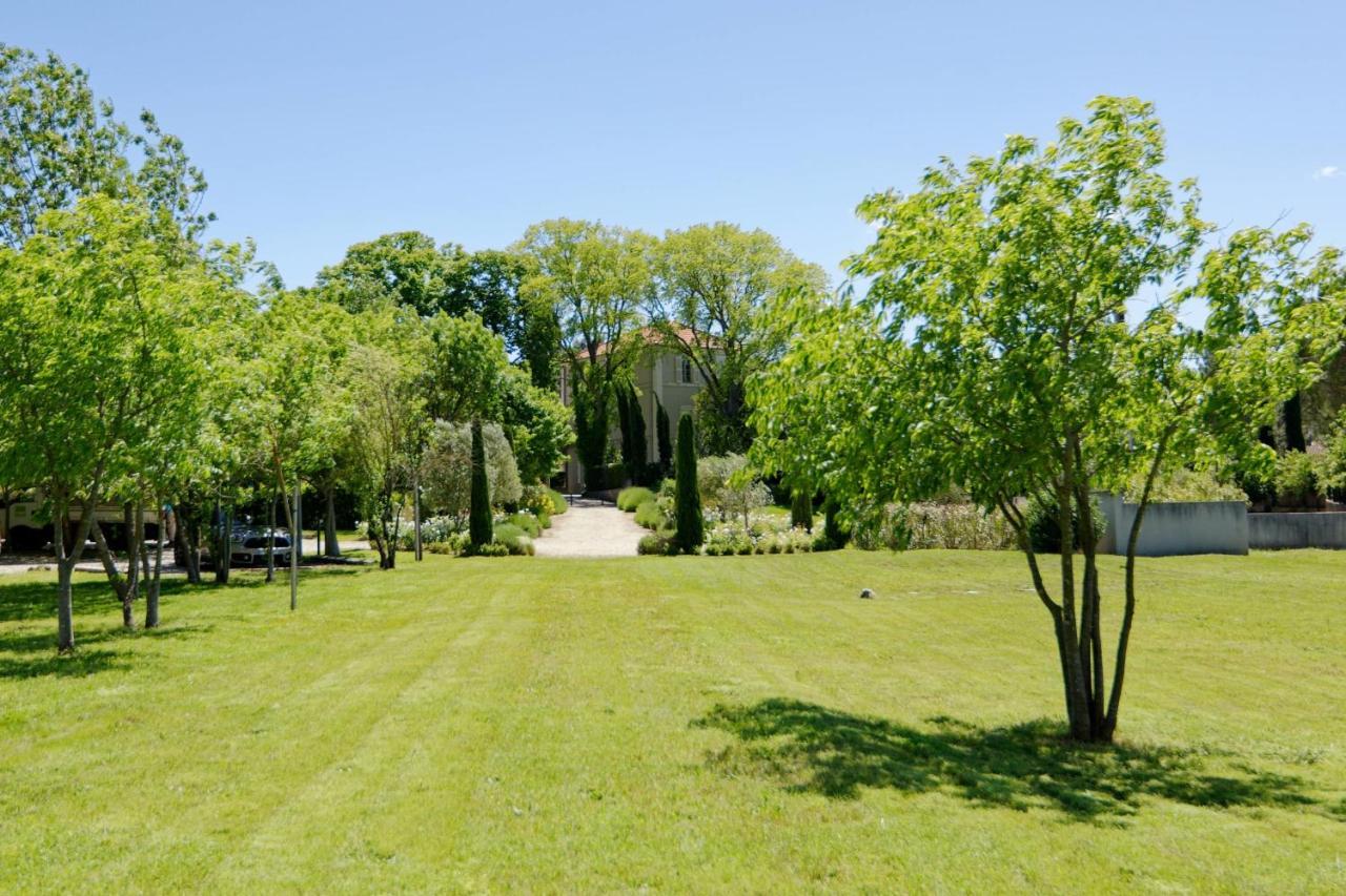 Private Furnished Apartment With All Comfort Has A Garden In A Green Space メルイユ エクステリア 写真