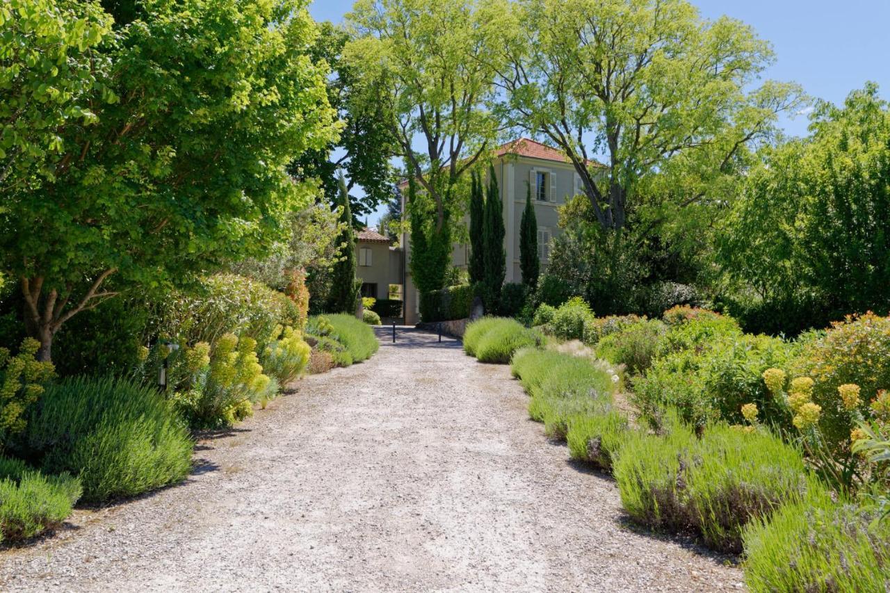 Private Furnished Apartment With All Comfort Has A Garden In A Green Space メルイユ エクステリア 写真